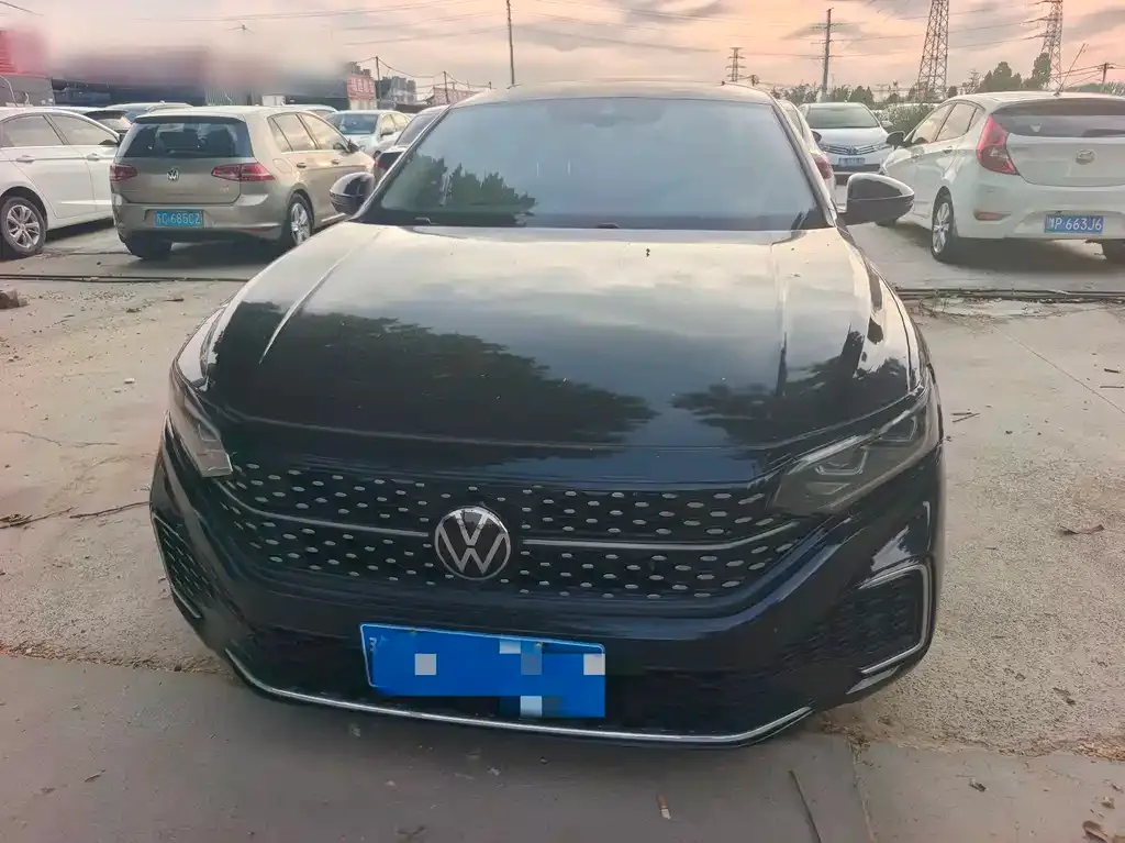 Volkswagen Passat — фото 6