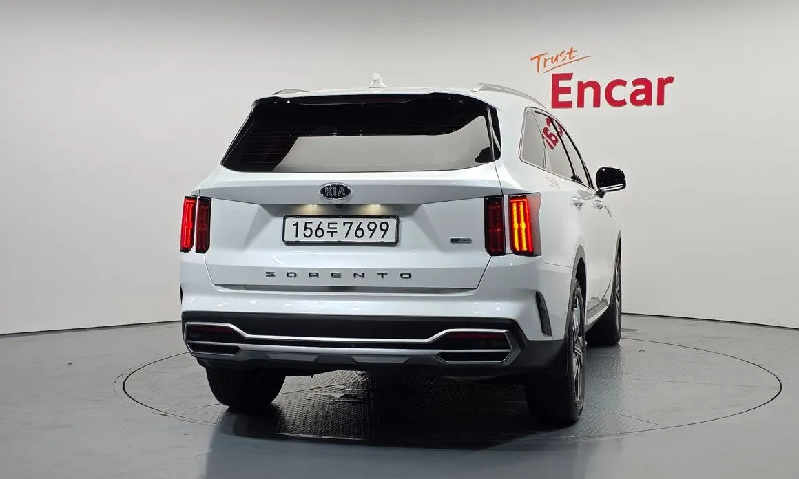 Kia Sorento — фото 3