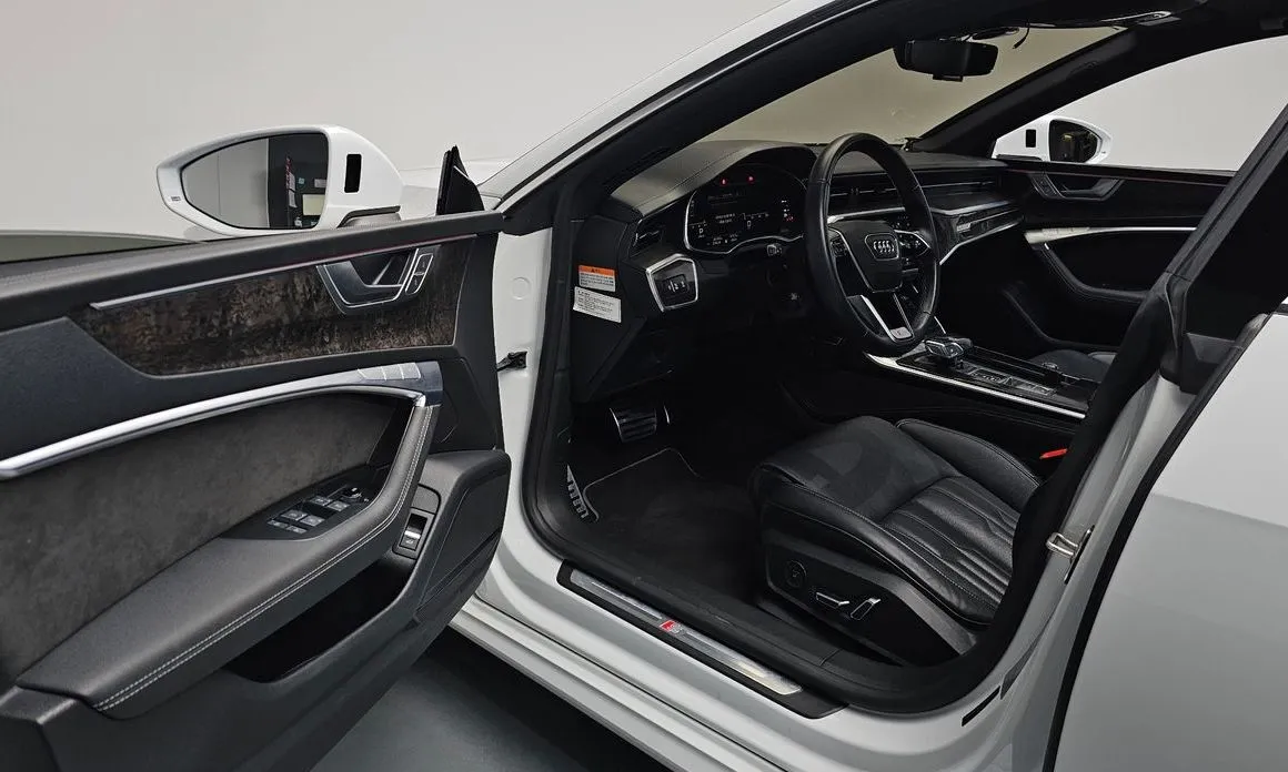 Audi A7 2021 из KR, фото 8