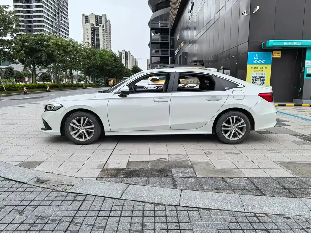Honda Civic — фото 5