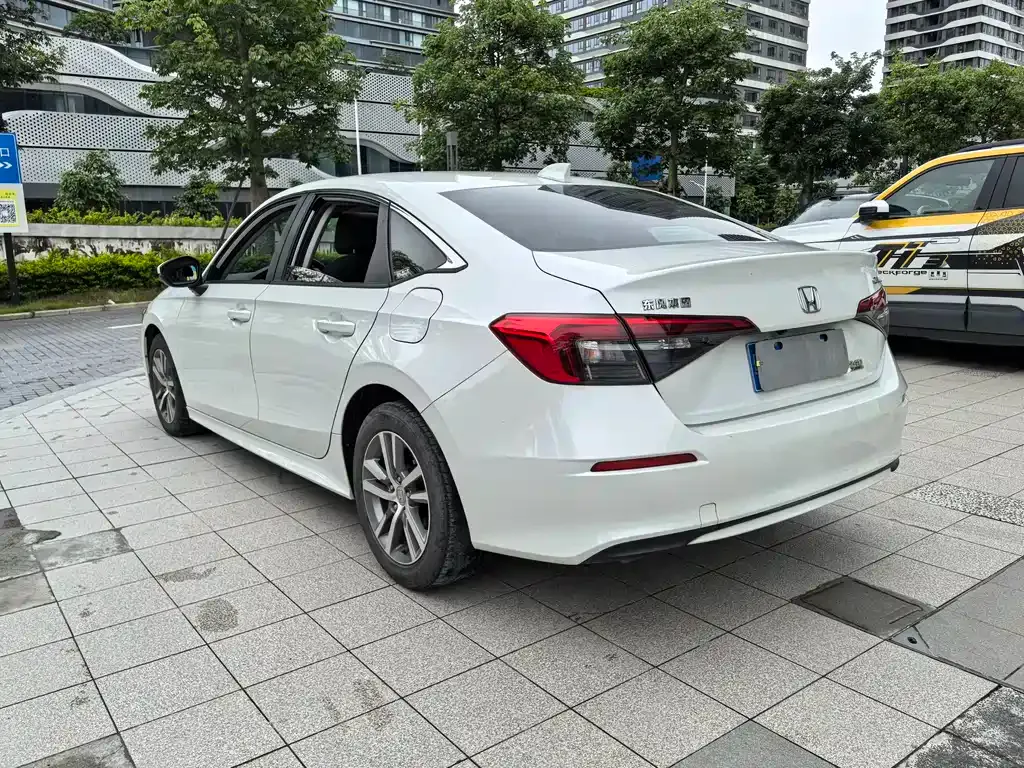 Honda Civic — фото 8