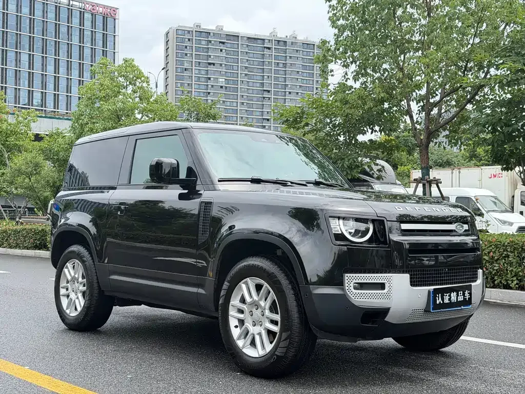 Land Rover Defender — фото 9