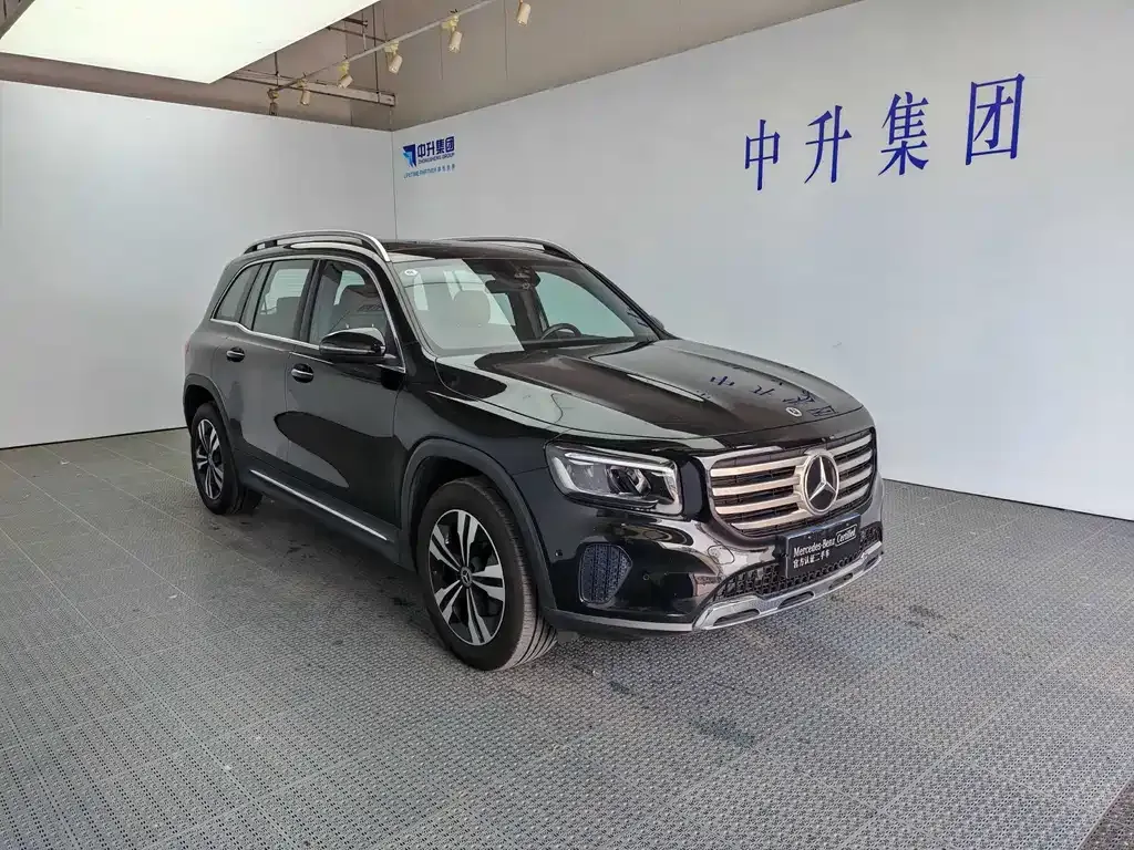 Mercedes-Benz GLB — фото 10