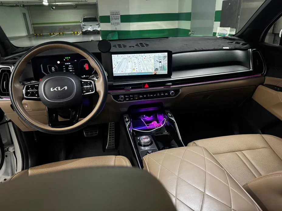 Kia Sorento — фото 7