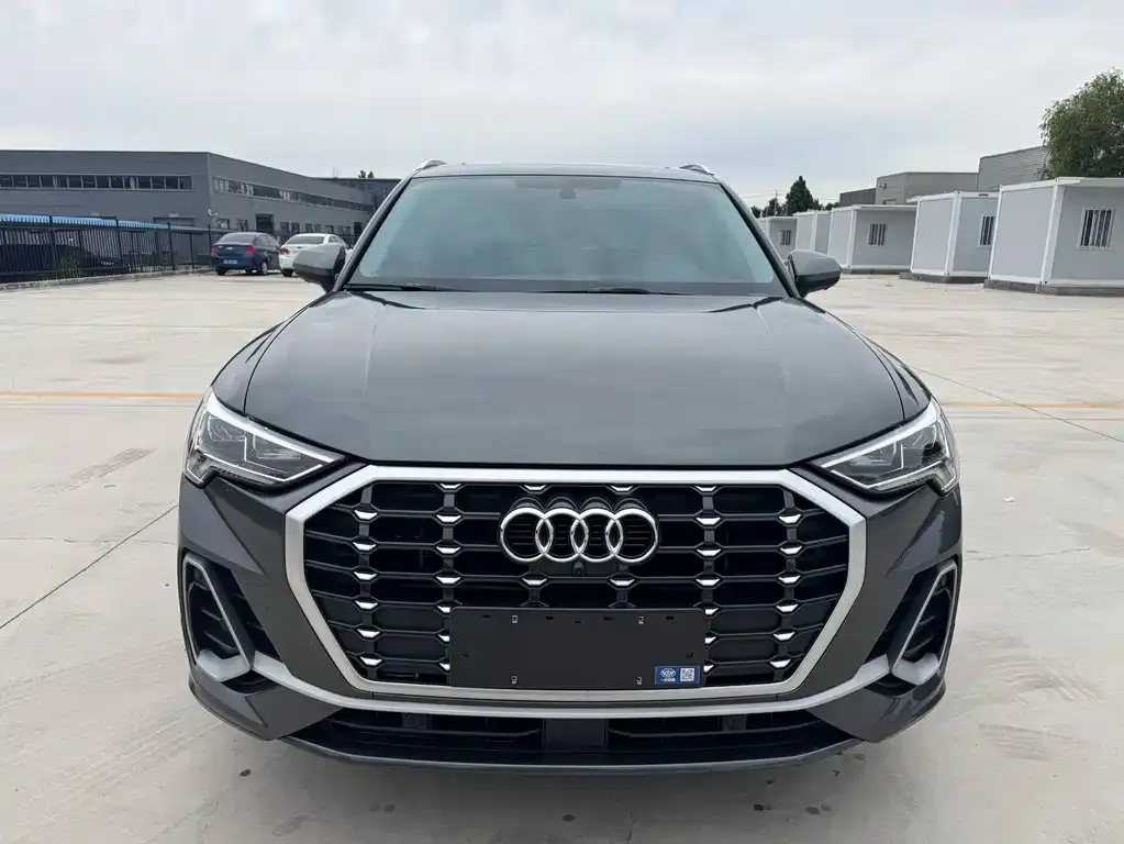 Audi Q3 — фото 5