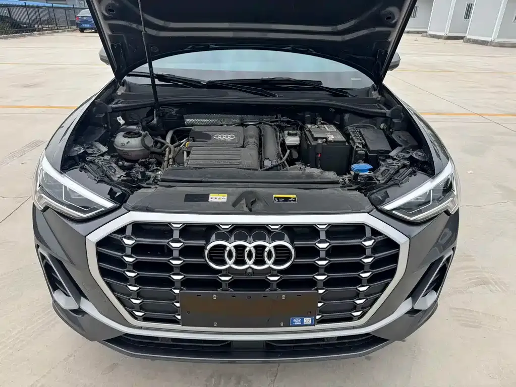 Audi Q3 — фото 2