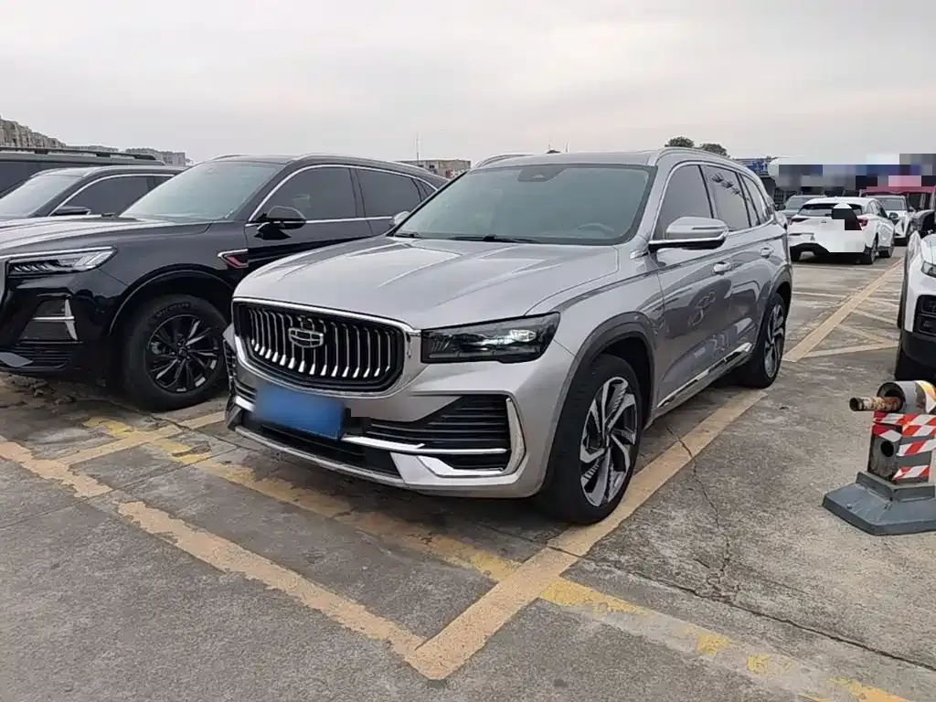 Geely Xingyue L — фото 3