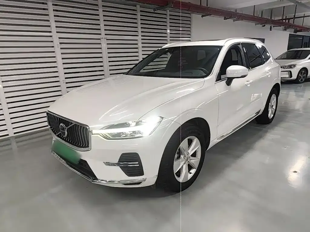 Volvo XC60 — фото 4