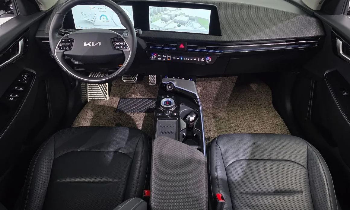 Kia EV6 — фото 9