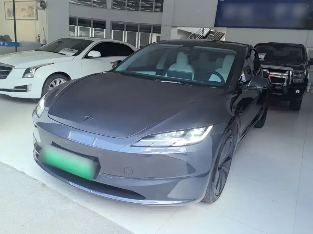 Tesla Model 3 — фото 2