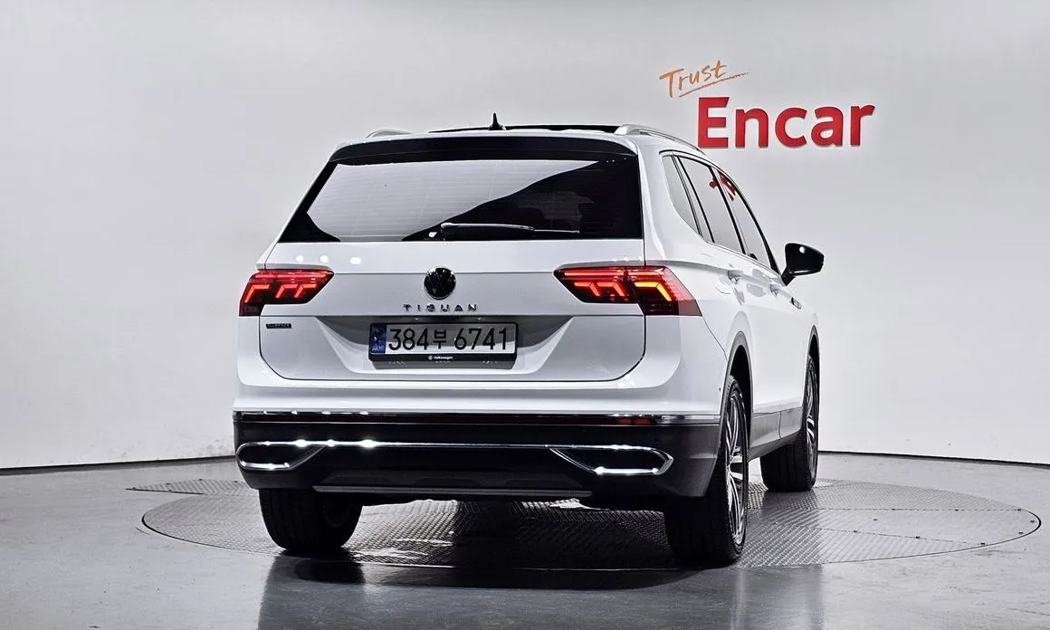 Volkswagen Tiguan — фото 2
