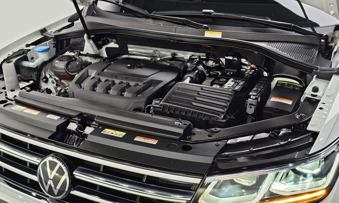 Volkswagen Tiguan — фото 7