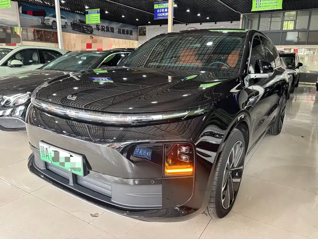 Li Auto L6