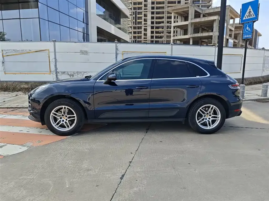 Porsche Macan — фото 7