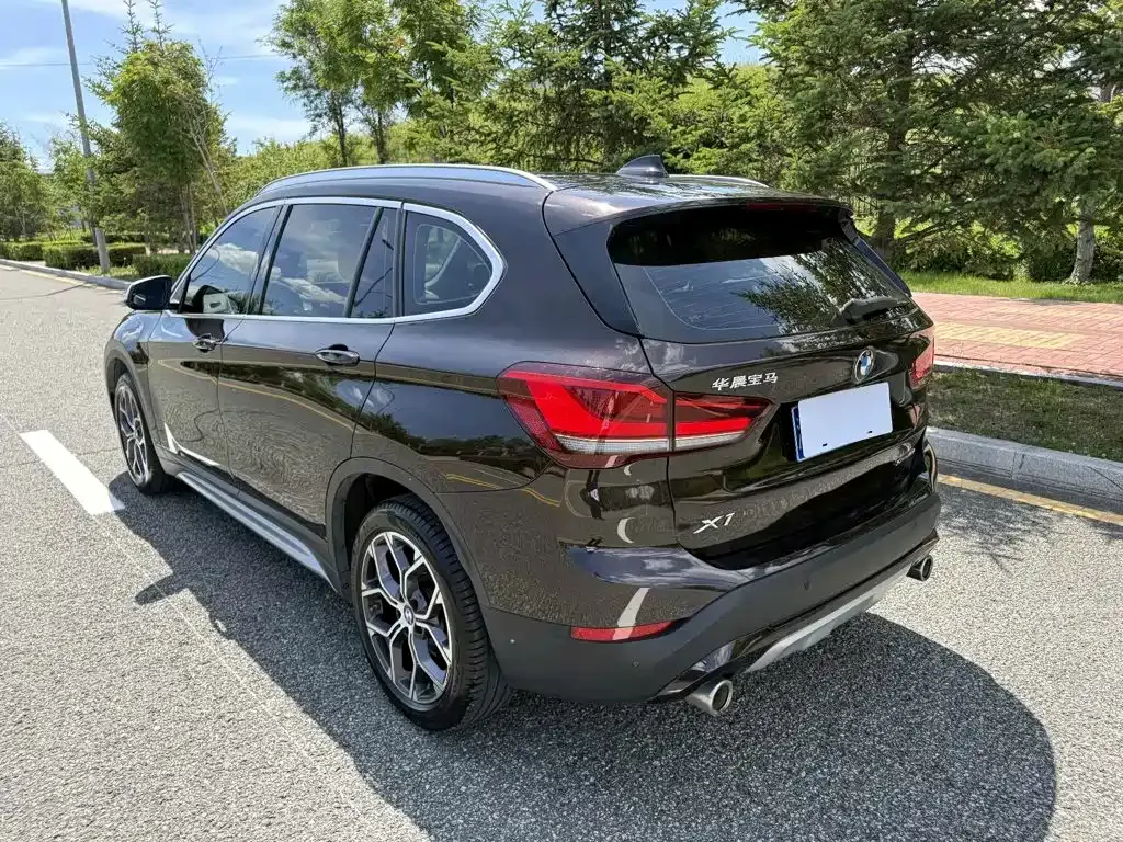 BMW X1 — фото 6