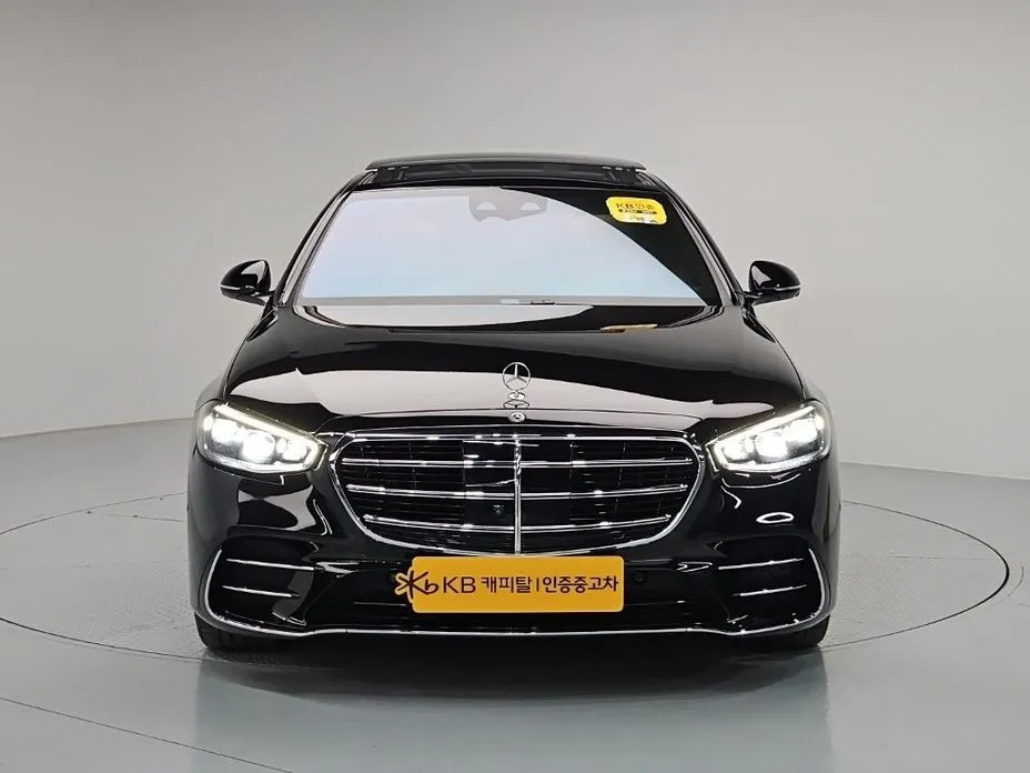 Mercedes-Benz S-Class — фото 1
