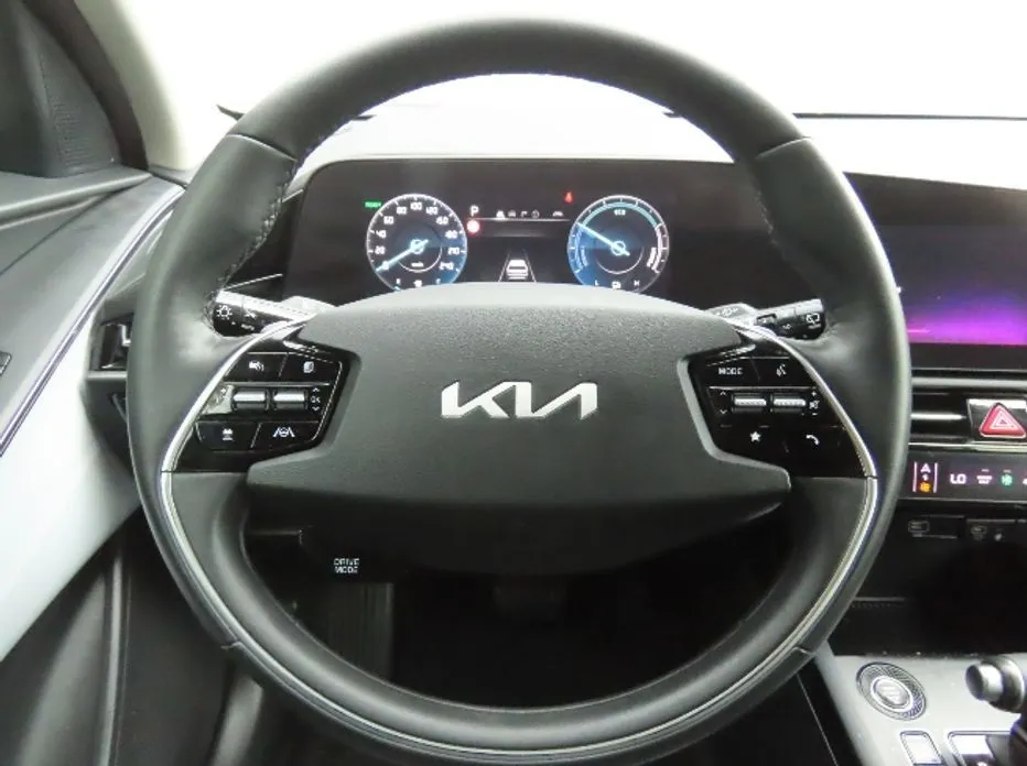 Kia Niro — фото 6