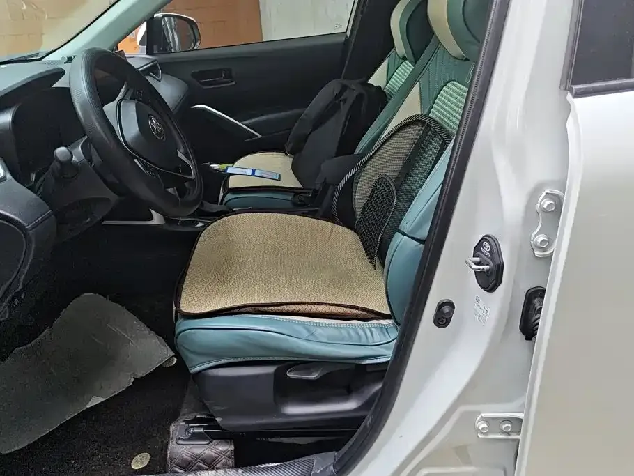 Toyota Frontlander 2024 из CN, фото 6