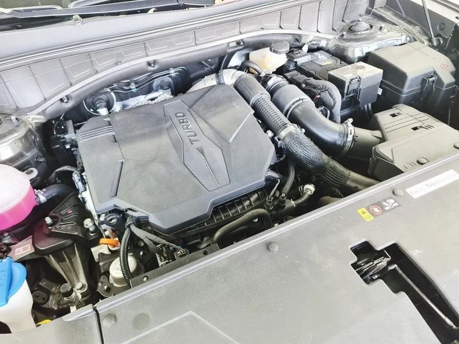 Kia Sorento — фото 10