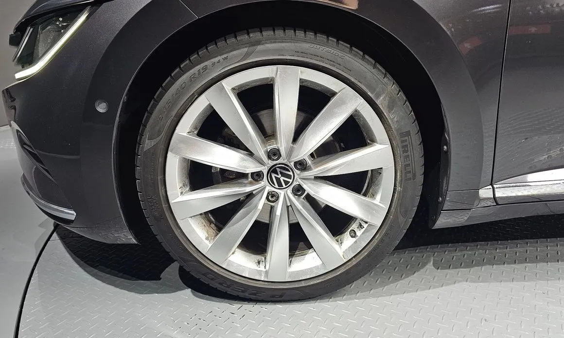 Volkswagen Arteon 2023 из KR, фото 5