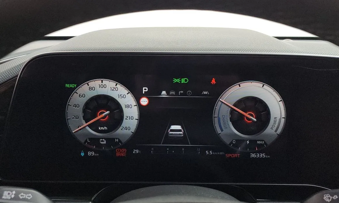 Kia Niro — фото 10