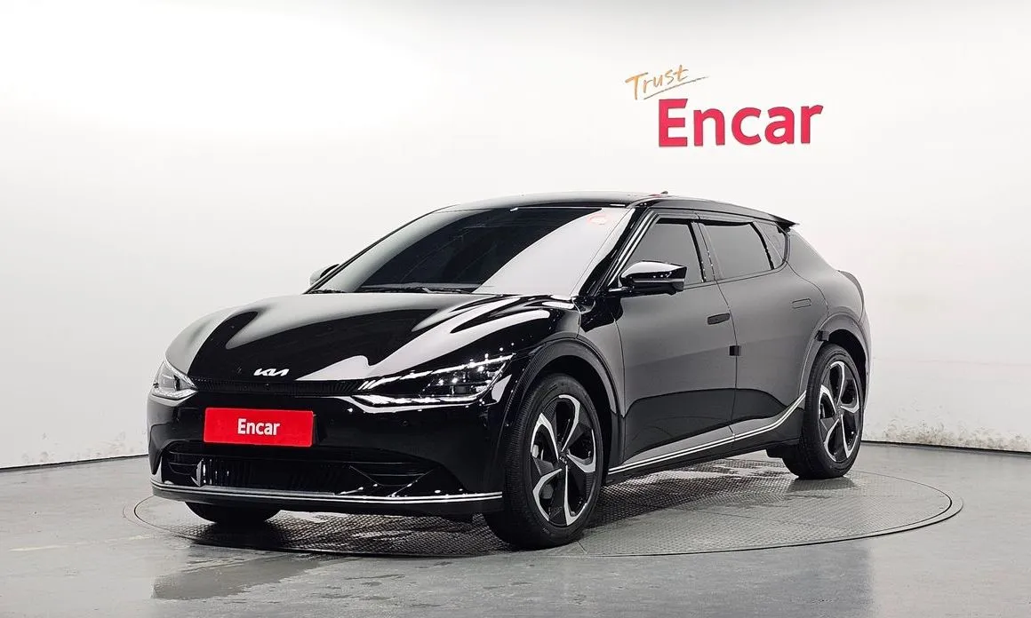 Kia EV6 — фото 1