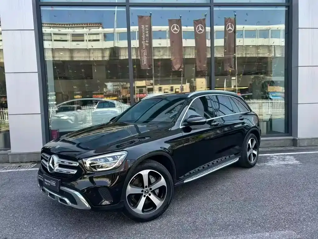 Mercedes-Benz GLC — фото 1