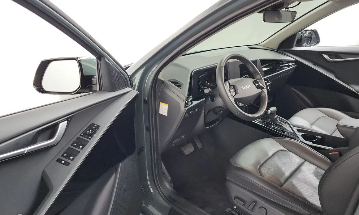 Kia Niro — фото 10
