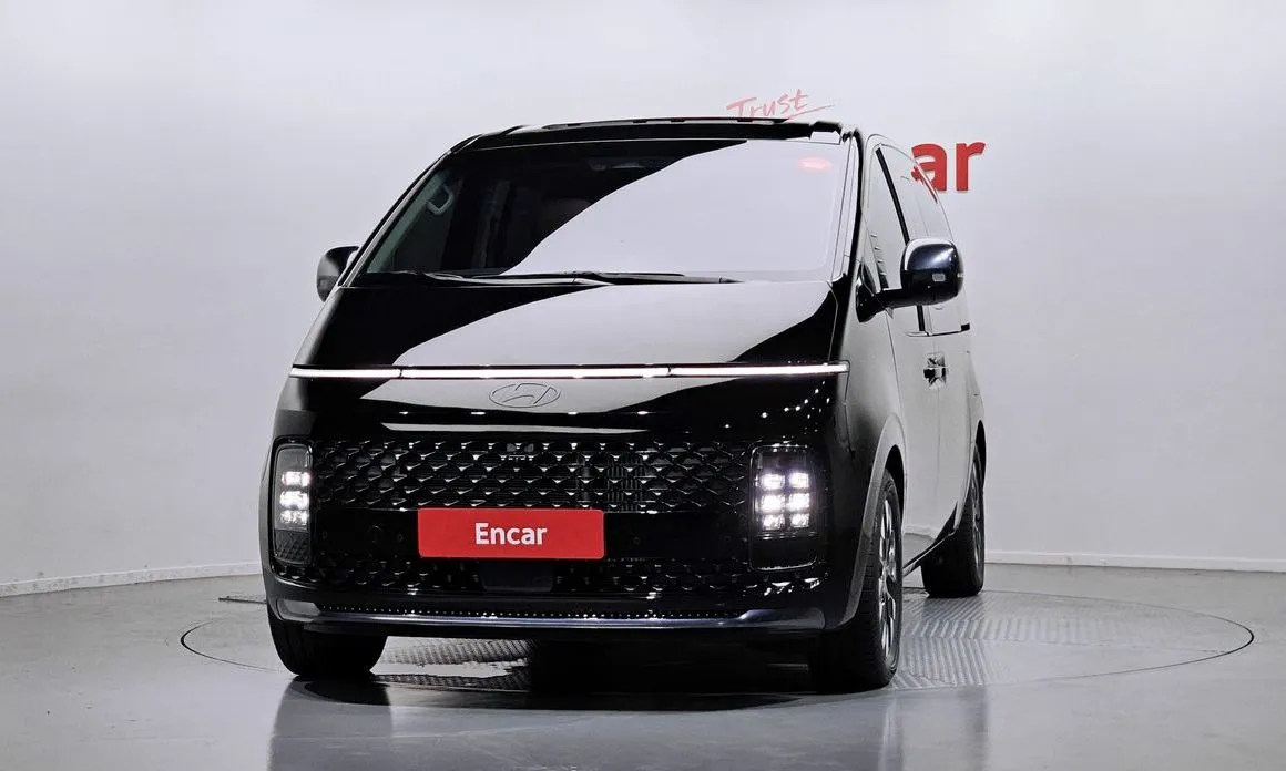 Hyundai Staria — фото 2