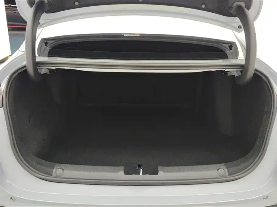 Geely Galaxy L6 2025 из CN, фото 6