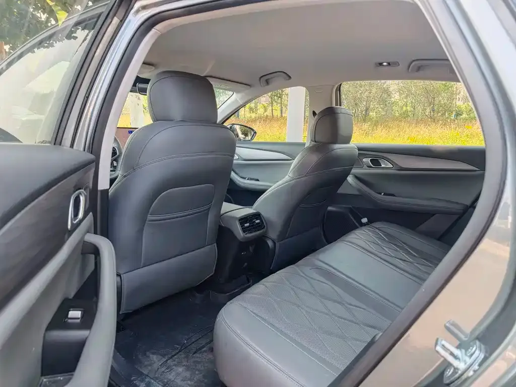 Geely 银河A7 EM 2025 из CN, фото 2