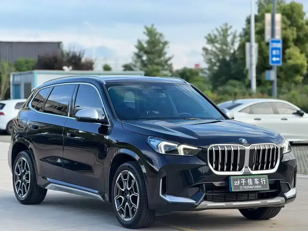 BMW X1 — фото 5
