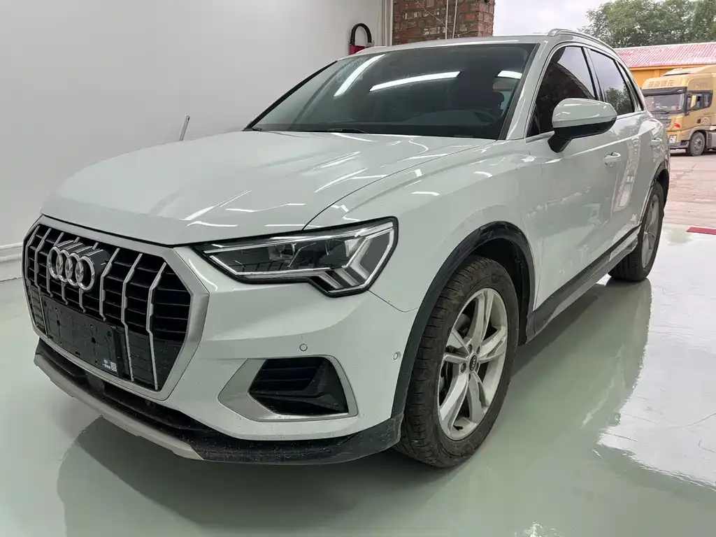 Audi Q3 — фото 5