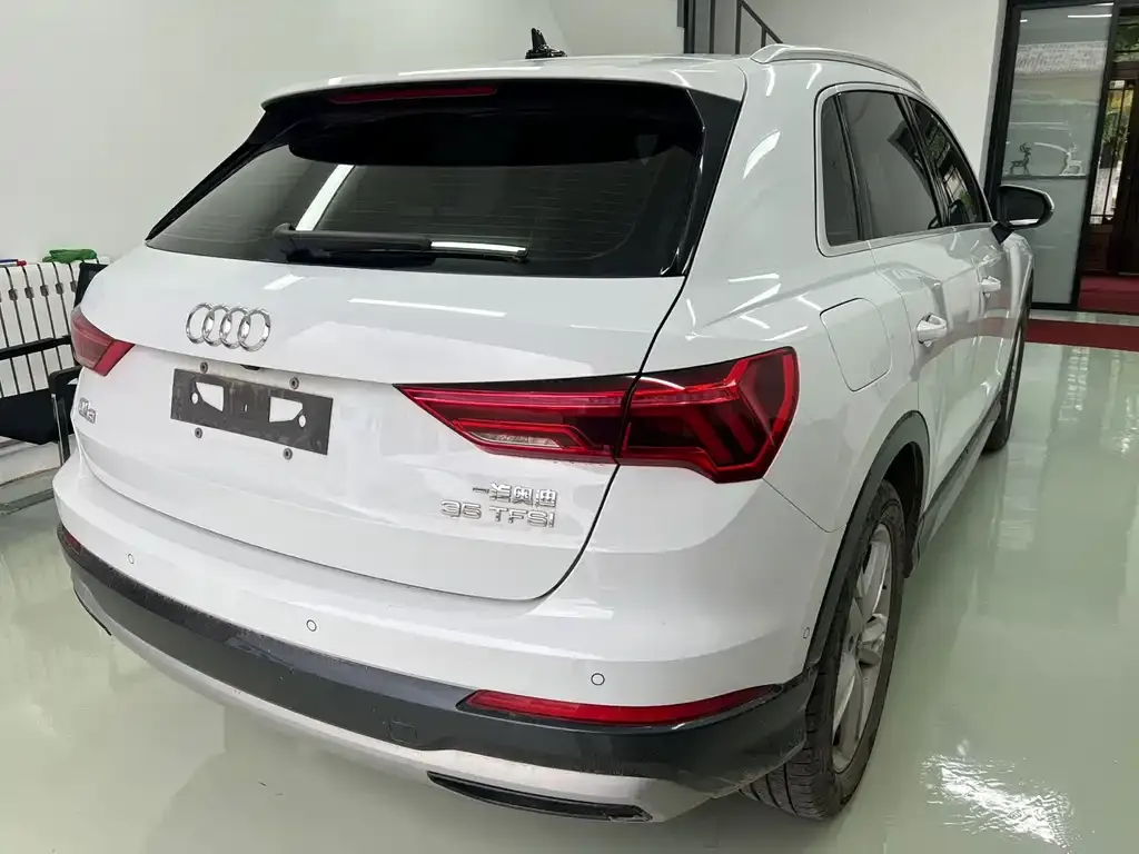 Audi Q3 — фото 2