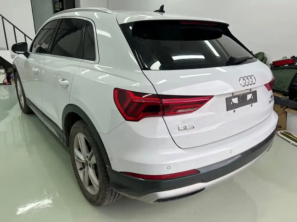 Audi Q3 — фото 4