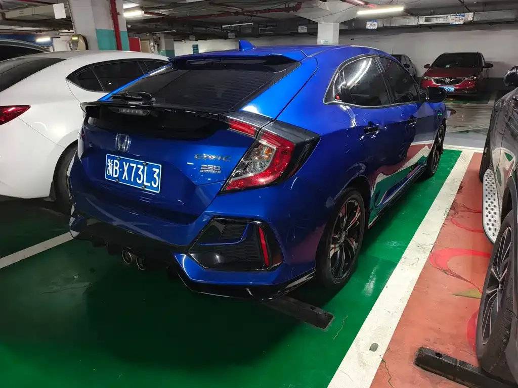 Honda Civic — фото 6
