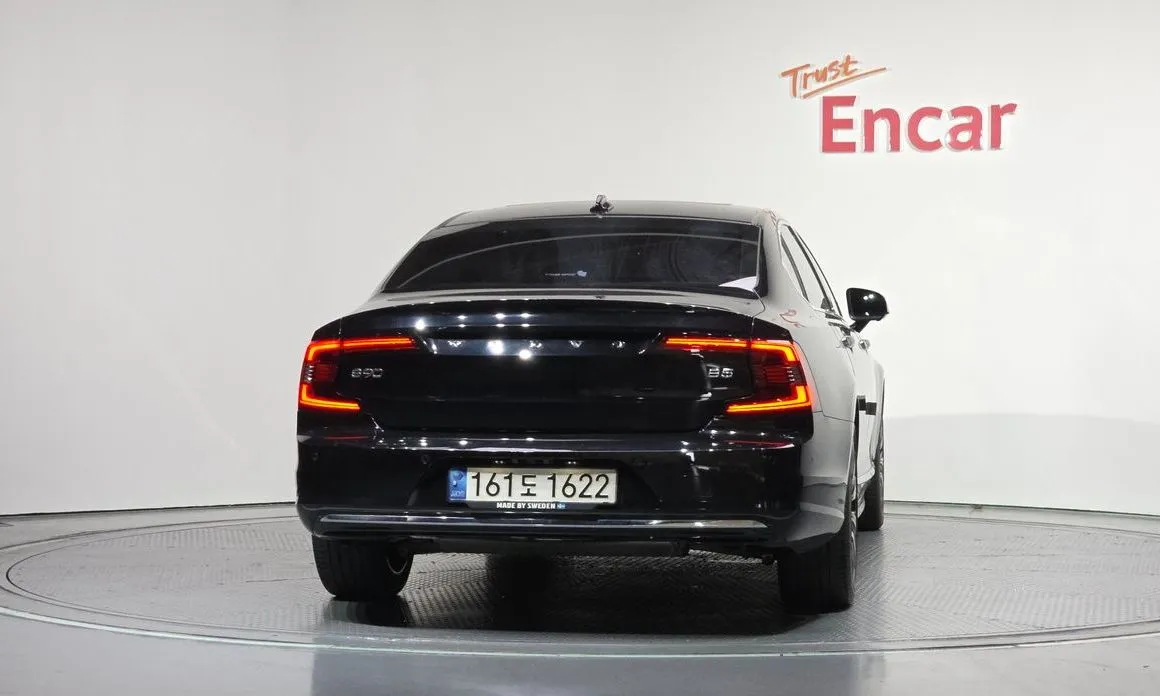 Volvo S90 2022 из KR, фото 5