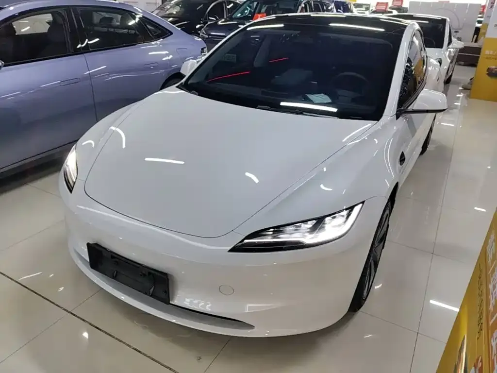 Tesla Model 3 — фото 6