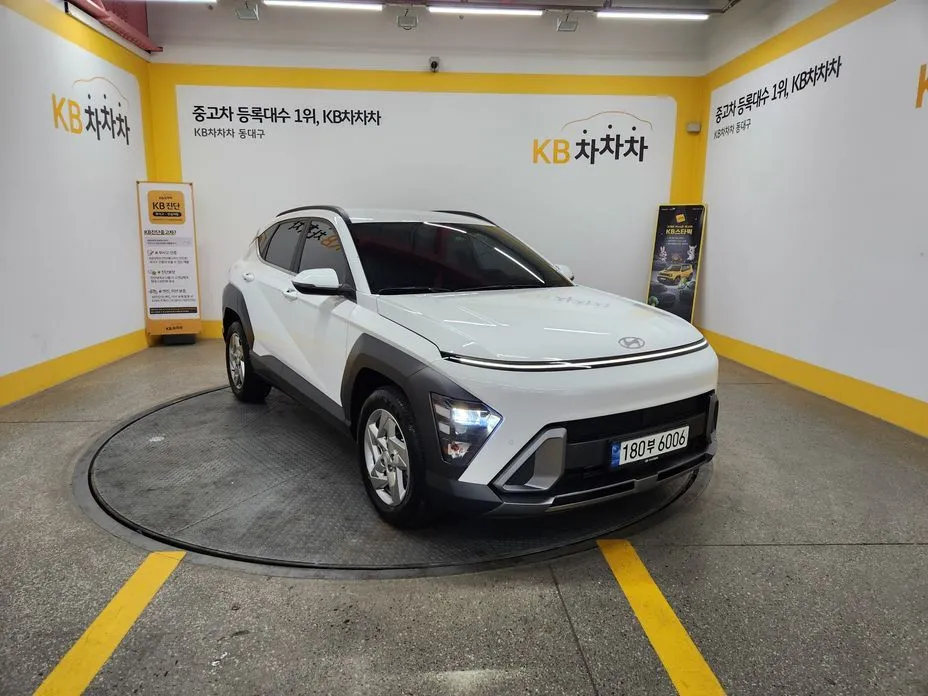 Hyundai Kona — фото 1