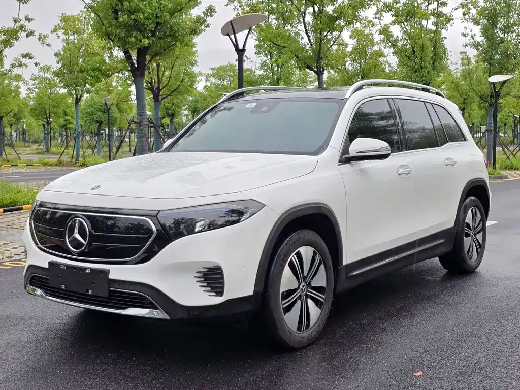 Mercedes-Benz EQB