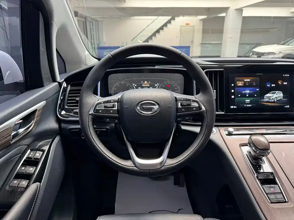 GAC Motor Trumpchi M8 — фото 6