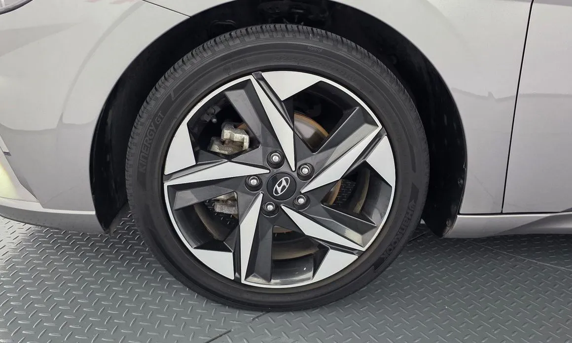 Hyundai AVANTE — фото 6
