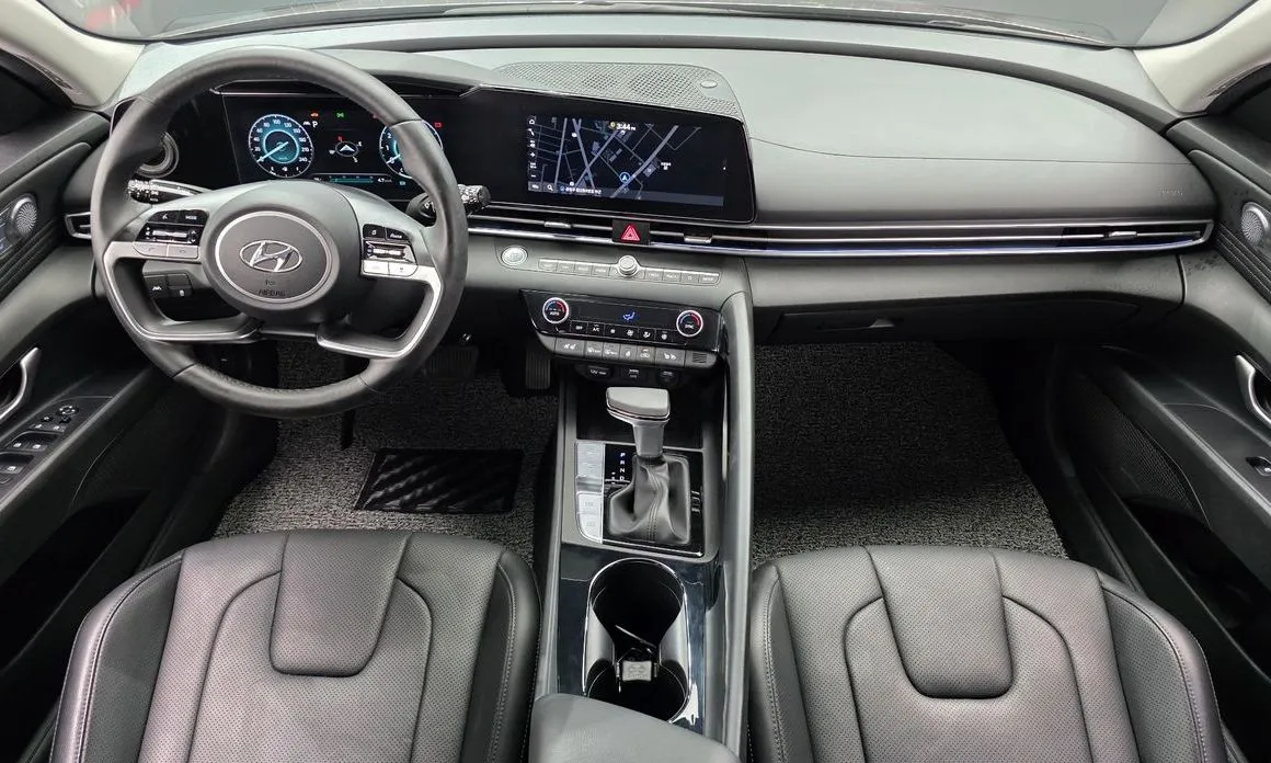 Hyundai AVANTE — фото 9