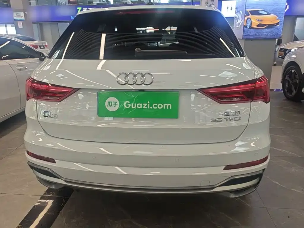 Audi Q3 — фото 9