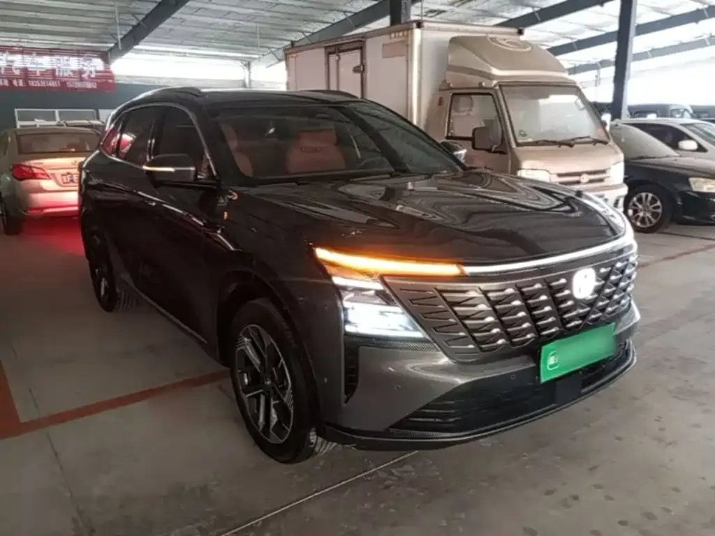 Changan CS75PLUS — фото 10