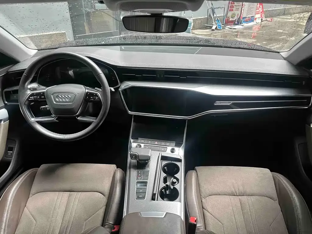 Audi A7L — фото 6