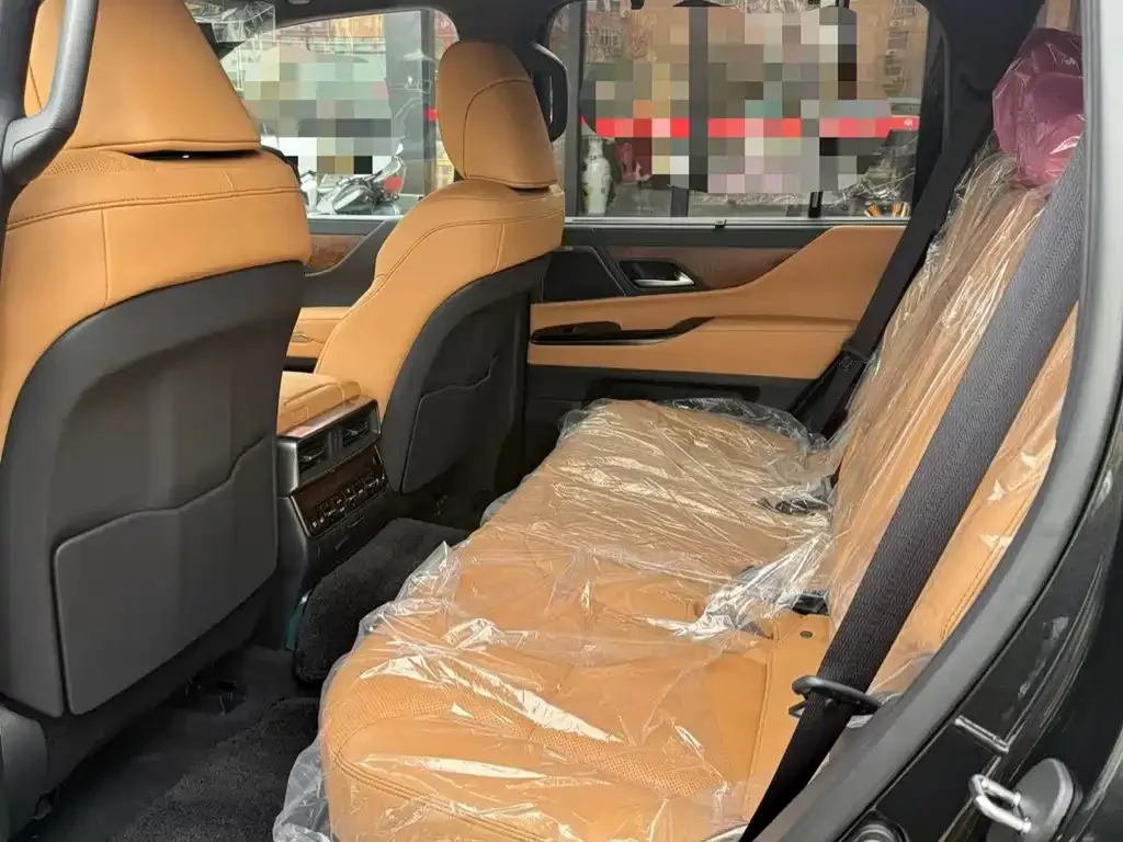Lexus LX — фото 6