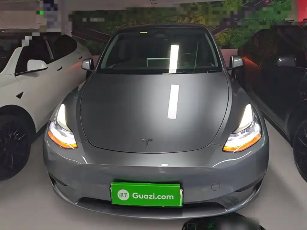Tesla Model Y — фото 4