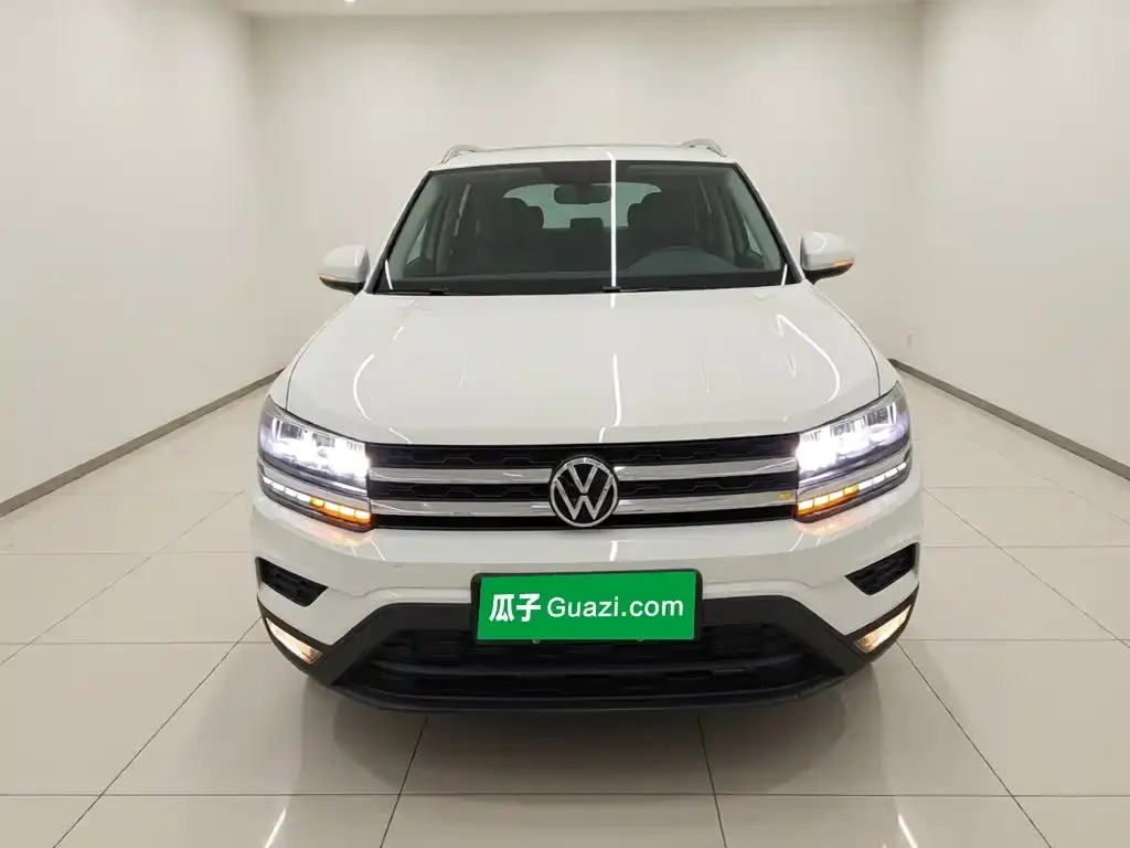 Volkswagen Tharu — фото 2