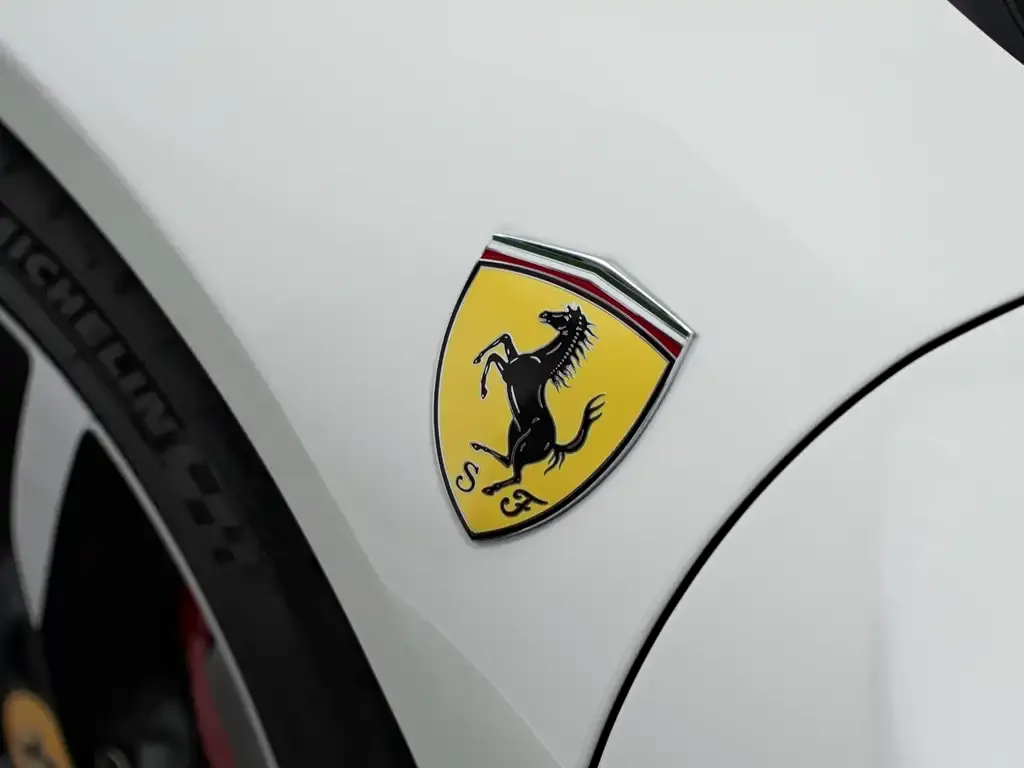 Ferrari SF90 — фото 5